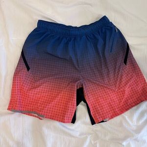 LULULEMON Men’s 5inch inseam Linerless shorts